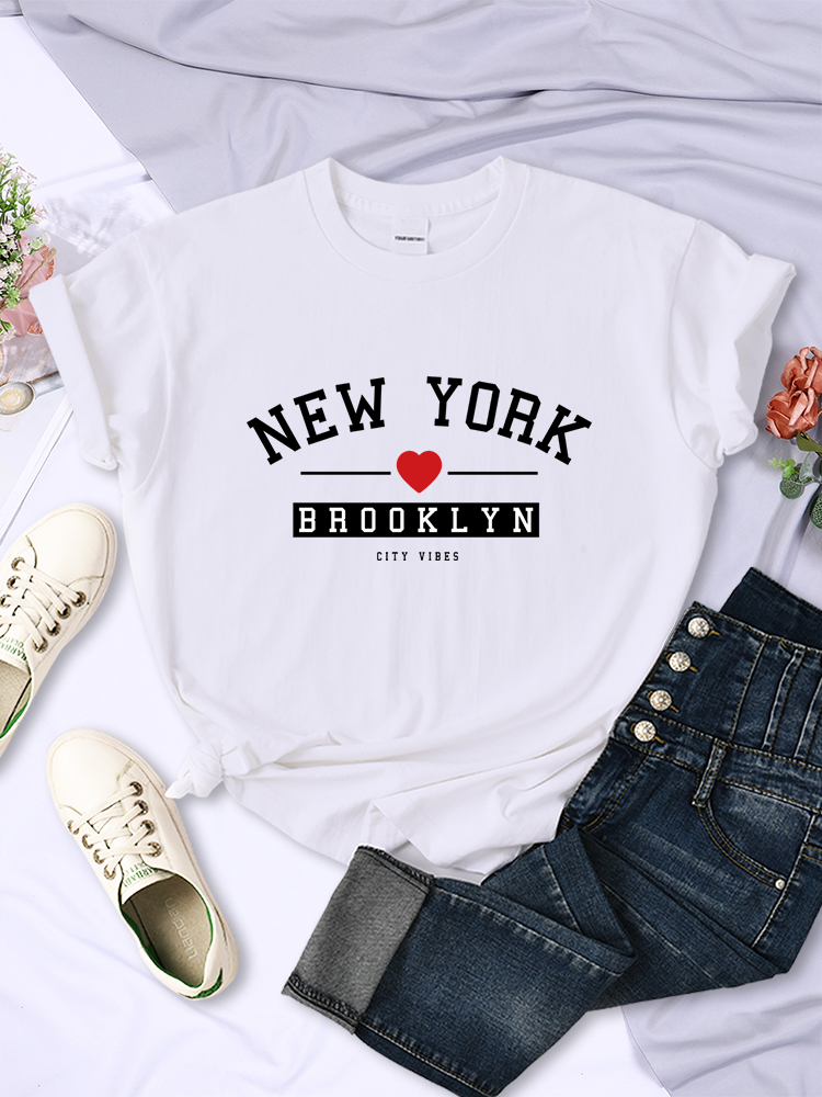 Футболка с принтом New York Br – обзор и цена Street Fashion In New York